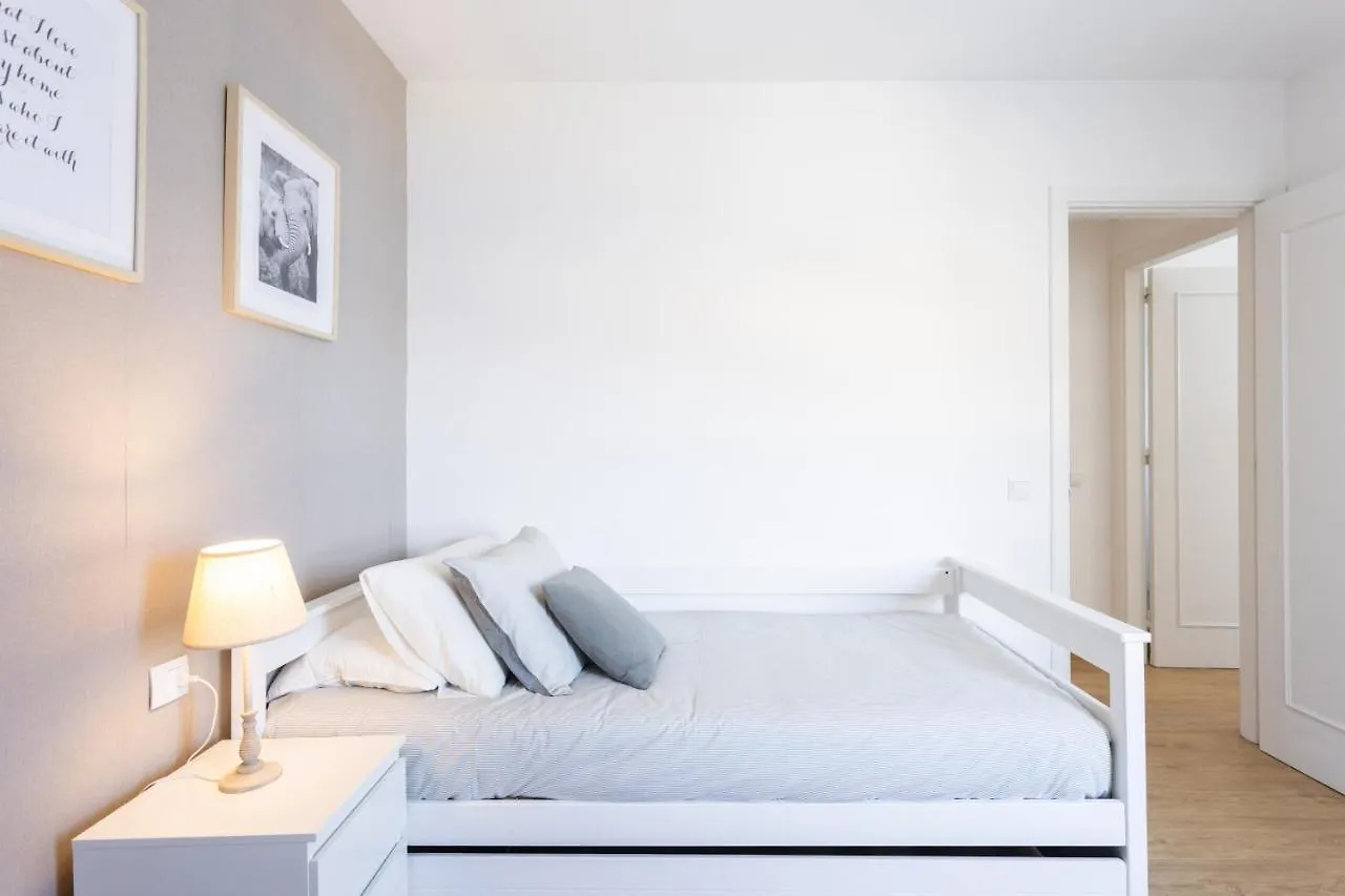 דירה Home2Book Comfy Beachfront Radazul